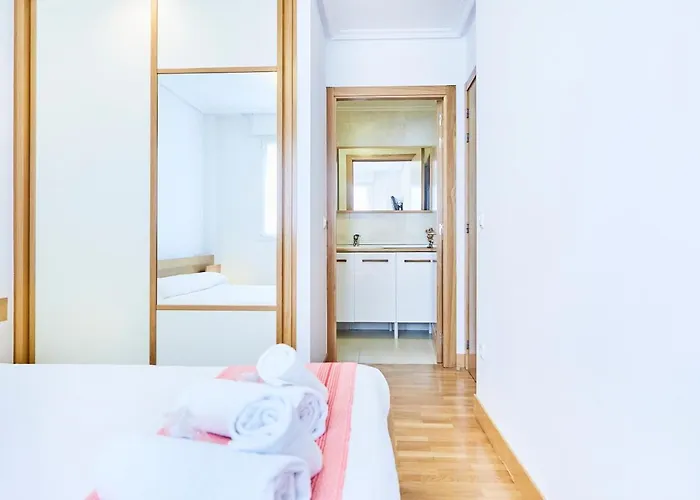 Urumea 4 - Con Parking Apartment